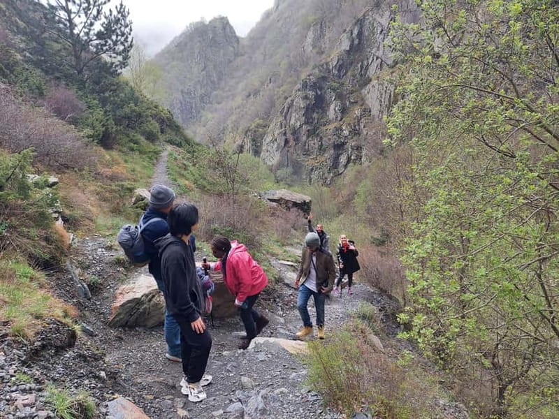 Kazbegi: Gveleti Waterfall Guided Hike - Kazbegi gorge mornings: where the hike actually starts
