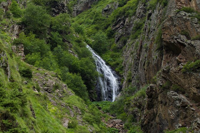Kazbegi - Half Day Private Tour to Dariali Gorge & Waterfalls - What to Pack for Georgian Weather and Comfort