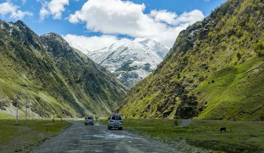 Kazbegi: Juta Valley Day Trip with 4WD Transport - Key things to know before you go