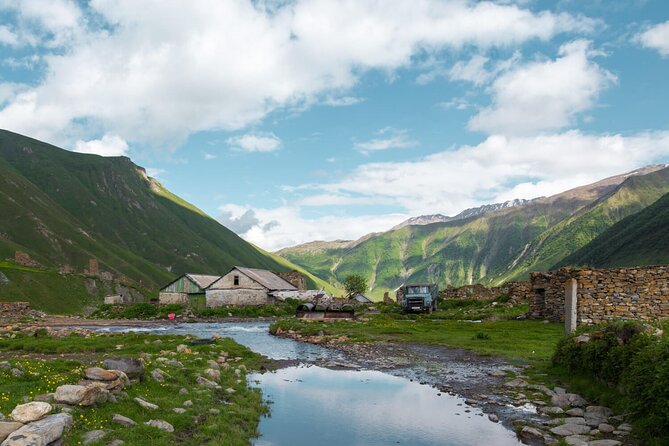Kazbegi - One Day Private Trekking Tour to Truso Valley - Kasari Canyon to Zakagori Fortress: A Flat 22 km Day With Historic Stops