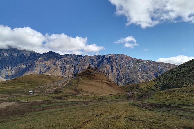 Kazbegi Tour from Tbilisi 2022 - Guide Quality and Driving Comfort: The Big Variable
