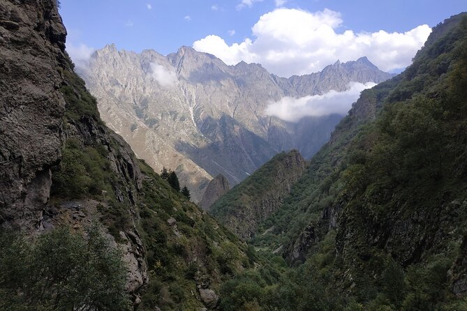 Kazbegi Tour with Gergeti Church, Waterfall Hike & Hidden Gems - Setting Off From Tbilisi: A 12-Hour Kazbegi Rhythm