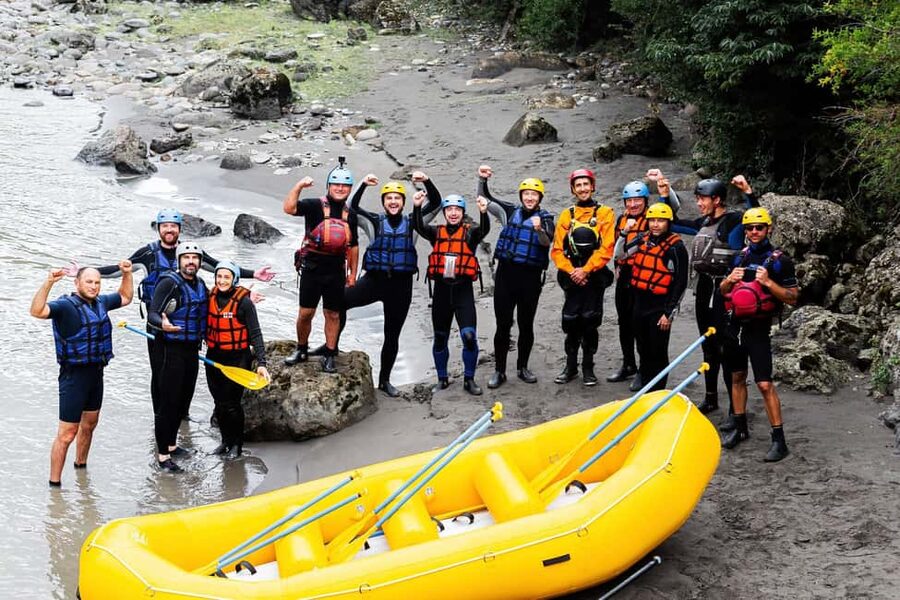 Kutaisi: Rioni River Rafting Tour with Transfer - Getting wet without ruining your day: what to bring