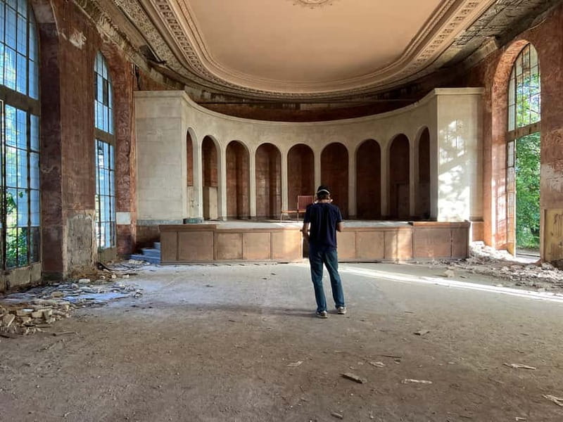 Kutaisi: Tskaltubo Abandoned Soviet-Era Spas Tour - What to bring and how to stay safe in Soviet ruins