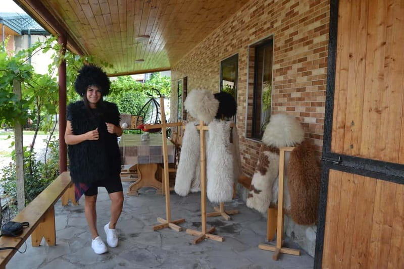 Land of the Sun Full Day Wine and Grapes Tour in Kakheti - Badiauri: bread-making master class plus practical tastings