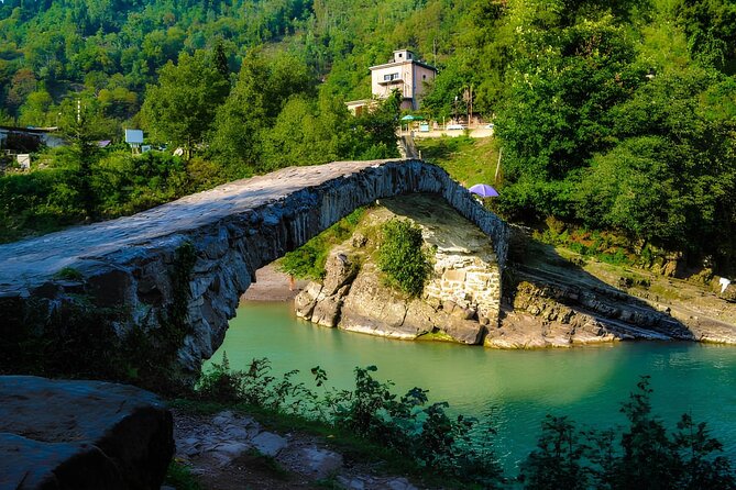 Mountain Adjara Private Tour with Traditional Georgian Feast - Meeting your guide in Batumi: the private ride detail that matters