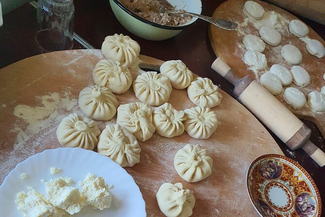 Mtskheta: Exploring Heritage and Cuisine through Cooking Classes - Stop 1 at Mtskheta Church of the Holy Cross: UNESCO in a Short Window