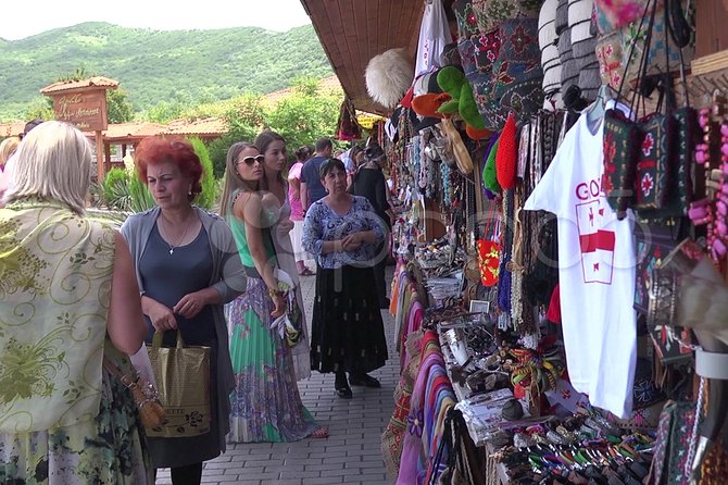 Mtskheta - Jvari - Samtavro, the cradle of Georgian Christianity. (group tours) - Stop 3, Samtavro Convent: royal graves and the miraculous blackberry