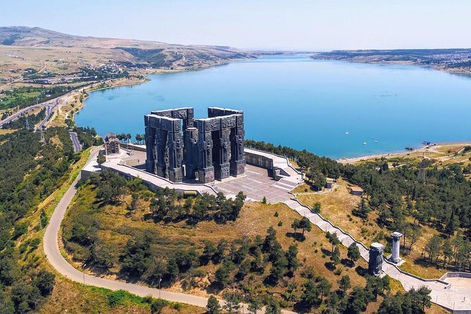 Mtskheta Uplistsikhe Borjomi in one day tour - Jvari Monastery UNESCO stop: short visit, big meaning