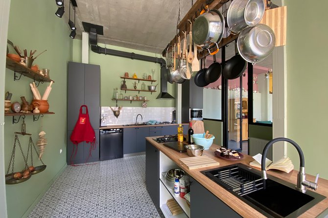Nana's Kitchen - traditional Georgian cooking class at real Georgian family home - Where you meet in Tbilisi, and what to plan for