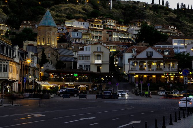 Old Tbilisi Private Walking Tour with Wine Tasting and Cable Car - Kartlis Deda and the Jumah Mosque: Hospitality Meets Faith