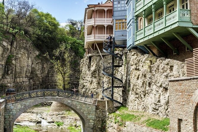 Old tbilisi walking tour & wine tasting - Sulfur Bath No 5: Why This Bath Quarter Is a Tbilisi Must