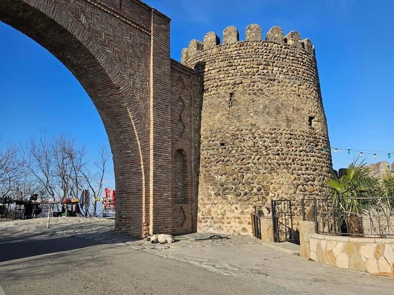 One-day tour in Kakheti with a guide and free wine tasting - Gombori pass return: the sunset gamble