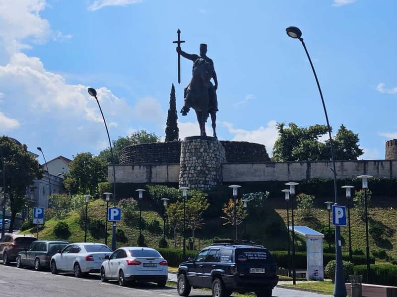 One-day tour in Kakheti with a guide and free wine tasting - Vineyard start: tasting, shopping, and an early reset