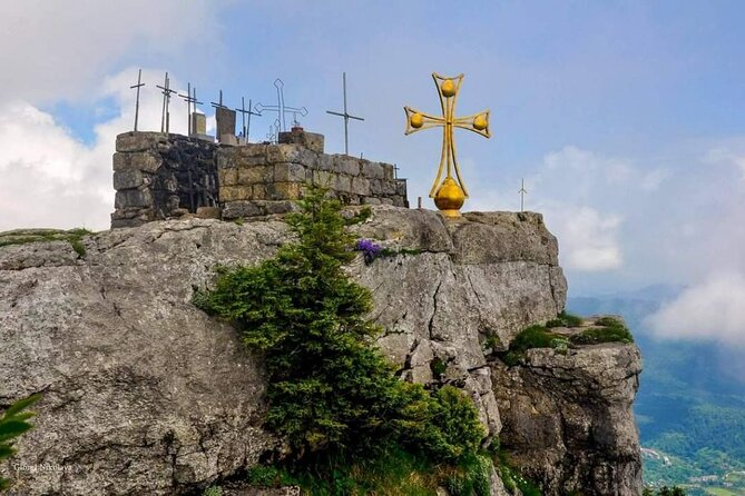 Oxygen Paradise A Day Tour to Racha Mountain - Nikortsminda: XI century church architecture and the rare preserved dome