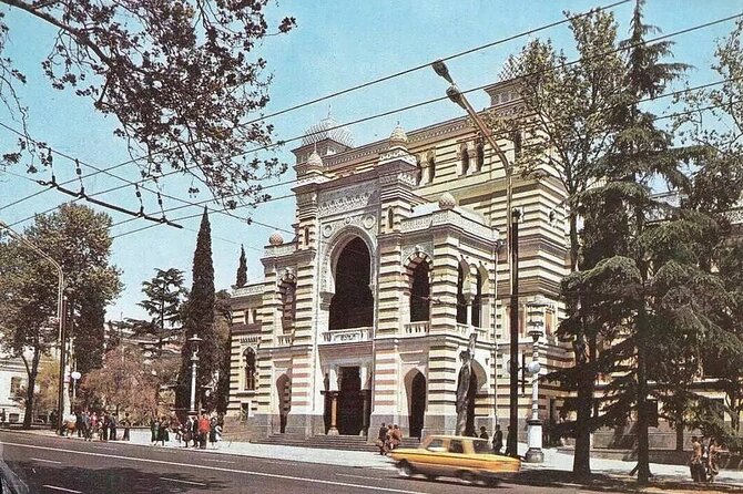 Photo Quest in Tbilisi and Travel in Time for Children and Adults - Hunting for Exact Angles From Old Photographs