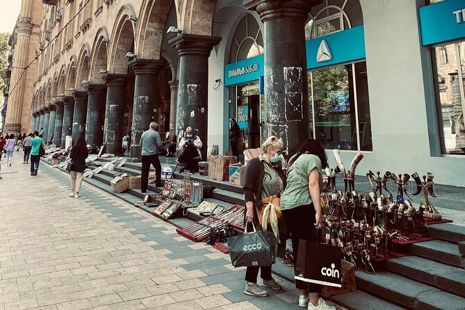 Photo Quest in Tbilisi and Travel in Time for Children and Adults - Pace, Timing, and Group Size for a 3-Hour Creative Walk