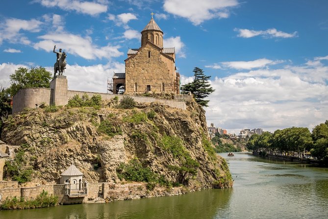 Private Day Tour - Old Town Tbilisi - Mother of Georgia: the closing viewpoint and why it works