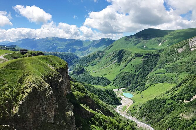 PRIVATE Day-Trip to Kazbegi (The most popular tour in Georgia) - How the guide changes the whole feel of the trip