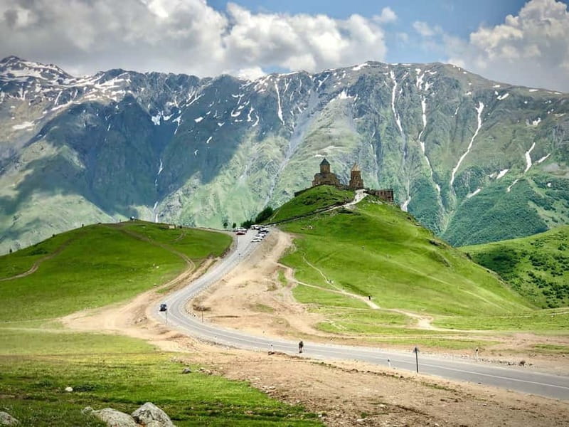Private day trip to Stepantsminda, Kazbegi Mountains & Sno - Zhinvali Reservoir and the 300 Aragvi Monument Stop