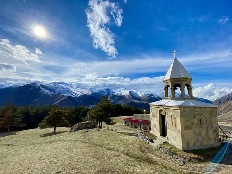 Private day trip to Stepantsminda, Kazbegi Mountains & Sno - Ananuri Fortress on the Aragvi River: A Guided Look at 13th-Century Defenses