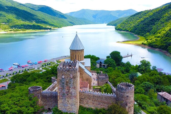 Private Kazbegi and Gudauri Mountain Tour - Who should book, and who should think twice