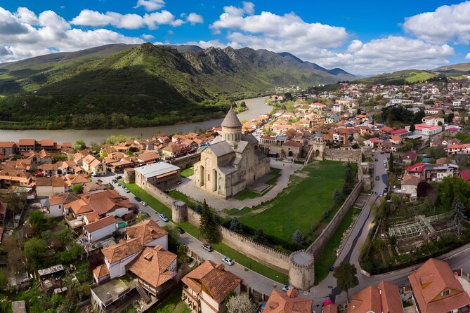 Private Riverboat Tour in Tbilisi and Mtskheta with Wine Stories - A private half-day that links Mtskheta heritage with modern Tbilisi
