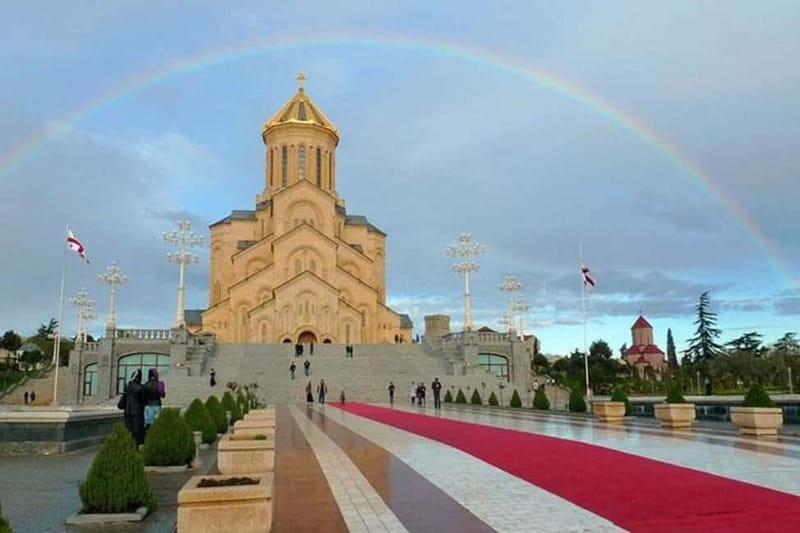 Private Tbilisi City Tour from Yerevan - Abanotubani Bathhouses: A District You Can Feel