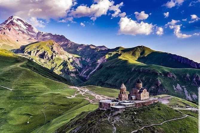 Private Tour Ananuri-Kazbegi-Gudauri - Key reasons this tour works so well