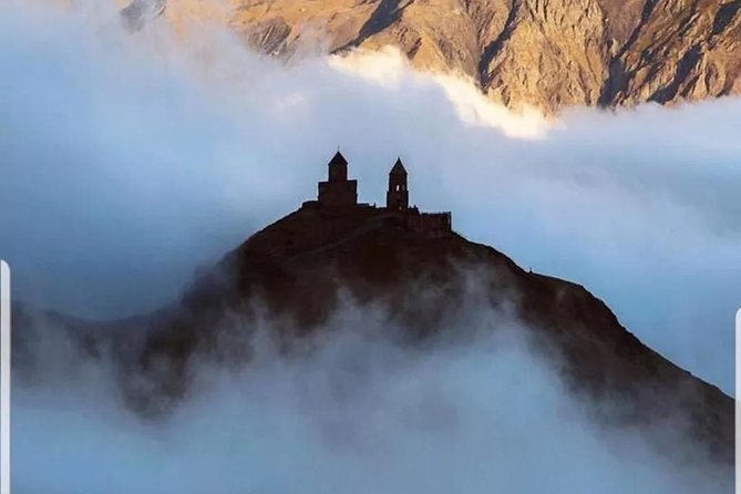 Private Tour Ananuri-Kazbegi-Gudauri - Zhinvali Lake, a calm break between monuments