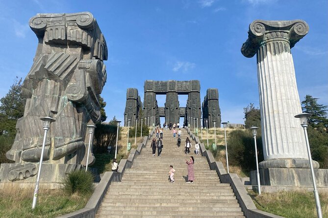 Private tour from KUTAISI Colourful Tbilisi, Jvari and Mtskheta - From Kutaisi to Mtskheta to Tbilisi in one long, well-paced day