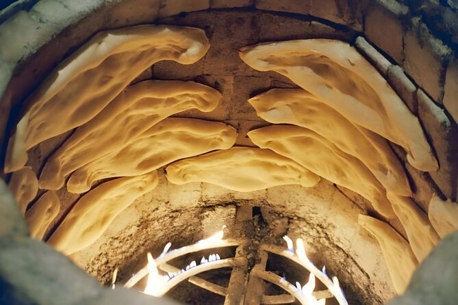 Private Tour From Tbilisi to Kakheti Sighnaghi with Wine Tasting - Sighnaghi town time: cobblestones, balconies, and artisan shopping
