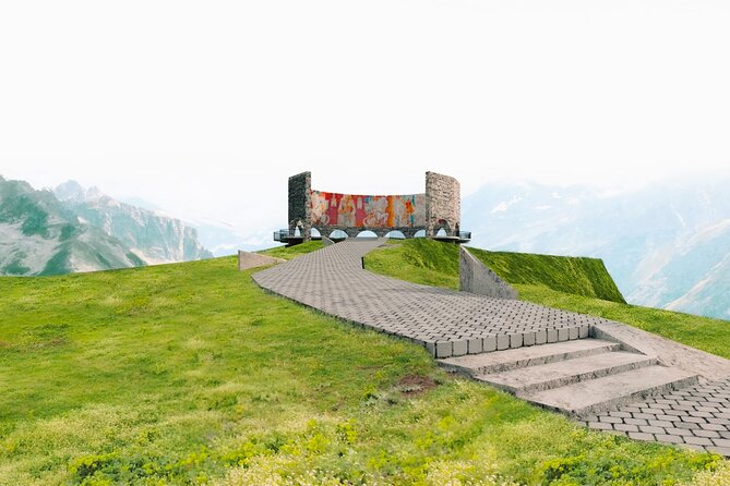 Private Tour from Tbilisi to Kazbegi and Gudauri - Gergeti Trinity Church by 4x4: The Classic Hilltop, Plus the Extra Fee