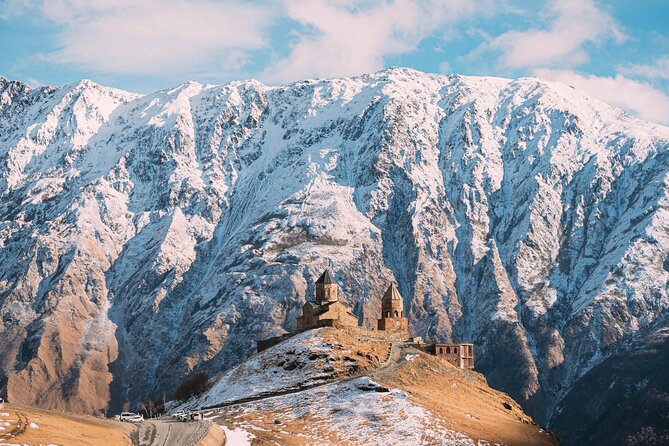 Private Tour From Tbilisi to Kazbegi - Zhinvali Dam and Reservoir: A Very Short Stop, Made for Photos