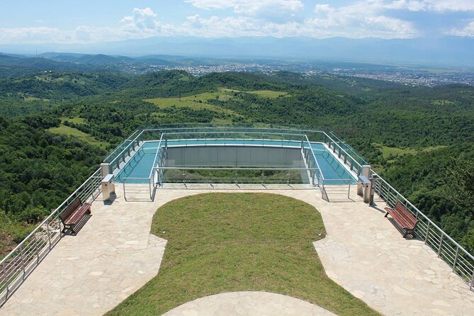 Private tour: Prometheus, Sataplia Caves Bagrati, Gelati - 12 hours of private pacing: how to make it feel relaxed