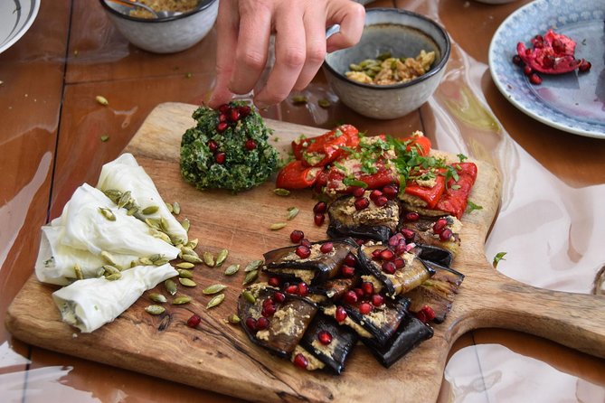 Private Traditional Georgian Meal in a Lovely Tbilisi Home with Transfers - Round-Trip Transfers That Actually Save You Time