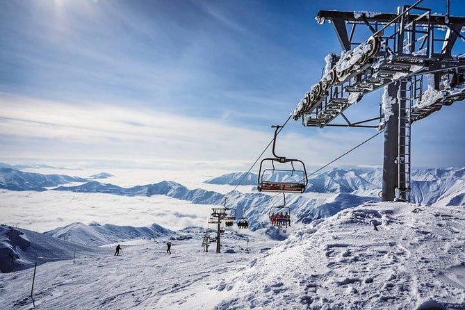 Private Transfer From Tbilisi International Airport To Gudauri Ski Resort - The best part of the drive: quick stops with real context