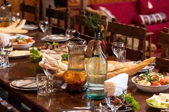 Private Wine Tour In Kakheti Region with 7 Wines and Lunch - Stop 3 Velistsikhe Lunch: Cozy Backyard Food and Unlimited Access