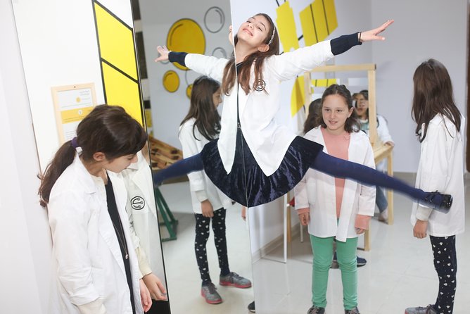 Skip the Line: Experimentorium Ticket - The Liquid Nitrogen Show and Chemical Experiments Moment