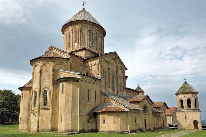 Small group tour to Kutaisi monasteries: Gelati, Motsameta and Bagrati. - Meeting at 7PC4+G5J and getting moving fast