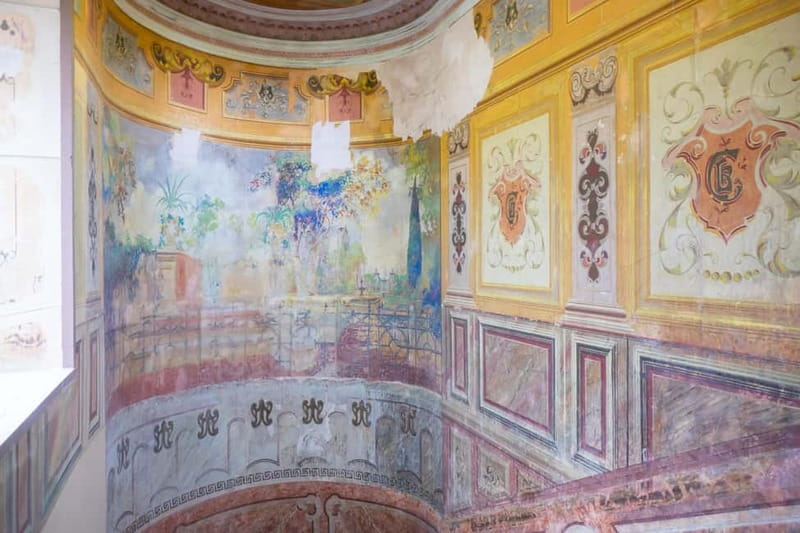 Sololaki - Urban Legends Walk of Bourgeoisie & Haunted Flats - Key Things You’ll Notice on This Sololaki Walk