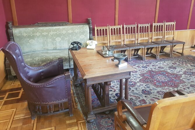 Soviet Story - Private day trip to Chiatura, Stalin's museum and Katskhi pillar - Lunch in Chiatura: one family restaurant, no stress