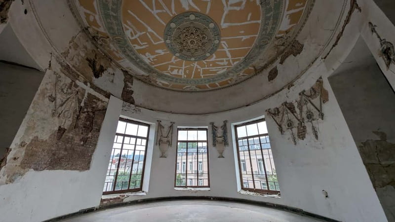 Tbilisi: Abandoned Cinema Tour - Metal Engravings and the Remnants You Can Actually Interpret