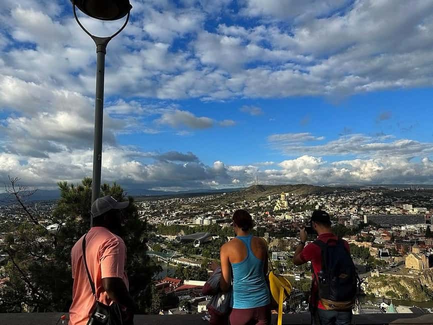 Tbilisi: Afternoon Walking tour & wine tasting in Old Town - Gabriadze Theatre and that wine-infused ice cream moment