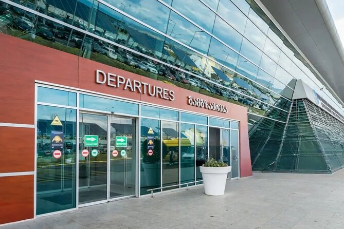 Tbilisi Airport Private Transfer to Hotel - In the Car: What You Can Expect on the 15 to 40 Minute Ride