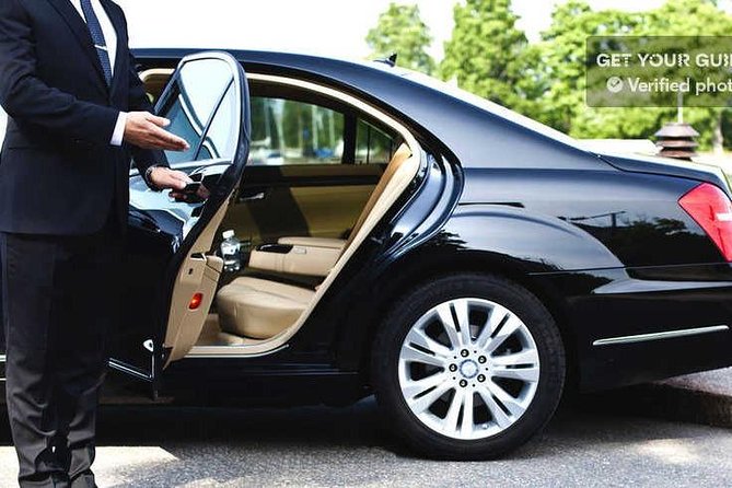 Tbilisi Airport Private Transfers to Hotels Across Georgia (24/7) - Meeting your driver in the arrivals hall, sign and name included