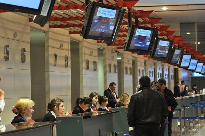 Tbilisi Airport Shuttle And Transfer Service - Getting the vehicle right: sedan, minivan, or full-sized bus