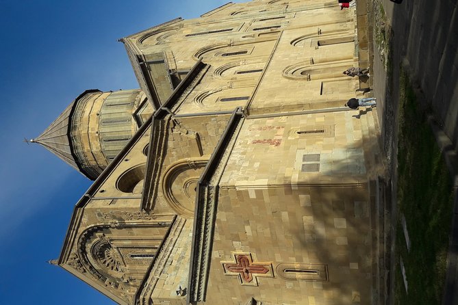 Tbilisi and Mtskheta walking Tour - Old Capital of Georgia - Old Town Tbilisi walking loop: sulfur baths, royal district, Peace Bridge, and Meidan Square