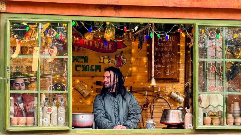 Tbilisi: Christmas Market & Hidden Gems Guided Walking Tour - What This Holiday Walk Feels Like in December