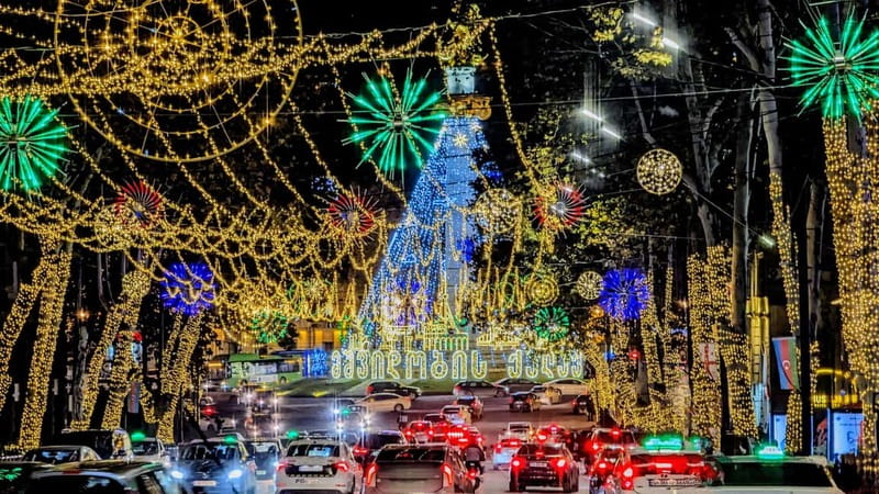 Tbilisi: Christmas Market & Hidden Gems Guided Walking Tour - Bazari Orbeliani food hall: Georgian specialties and Soviet-to-modern history